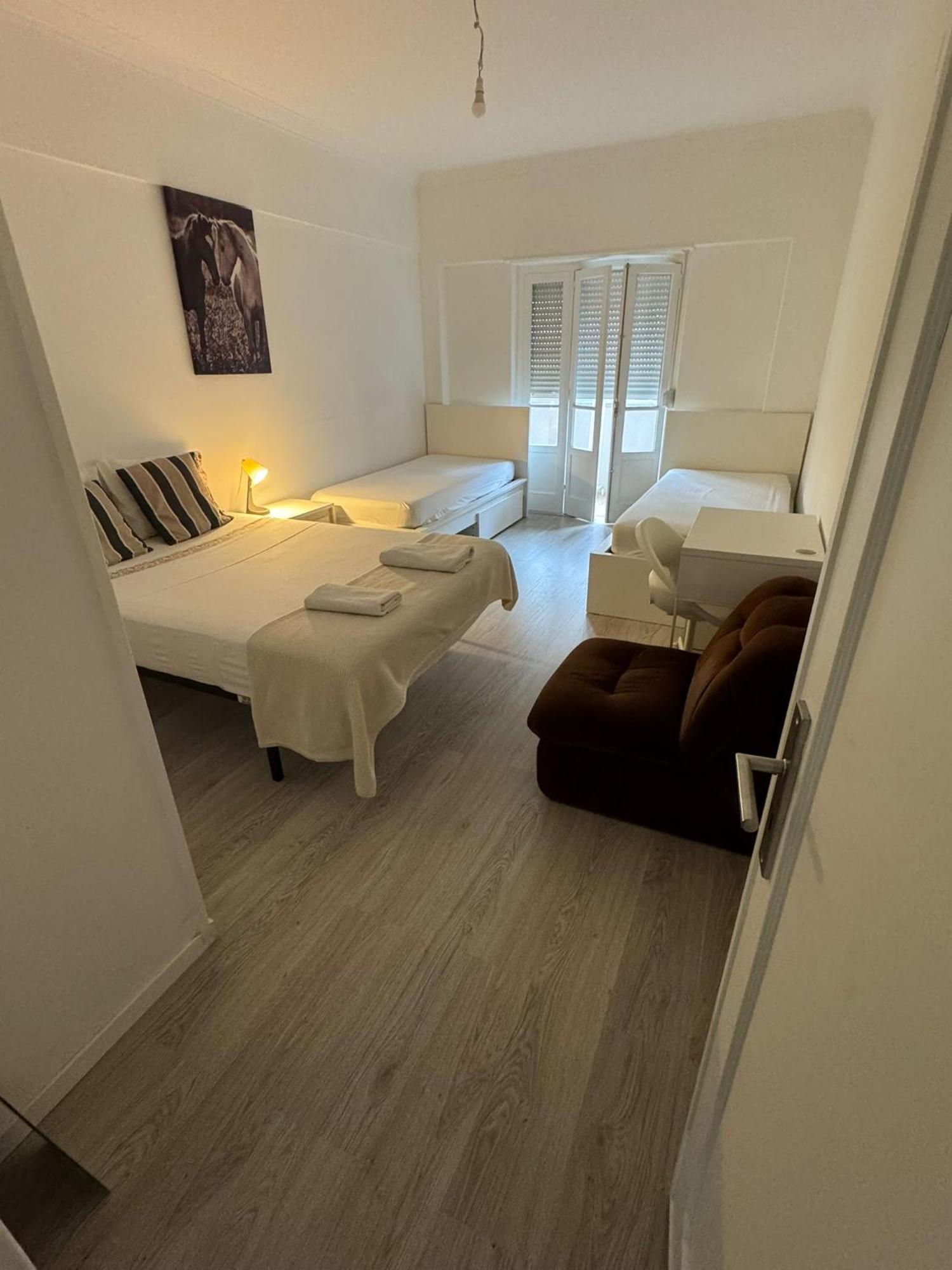 Room Alvalade Lisbon Luaran gambar