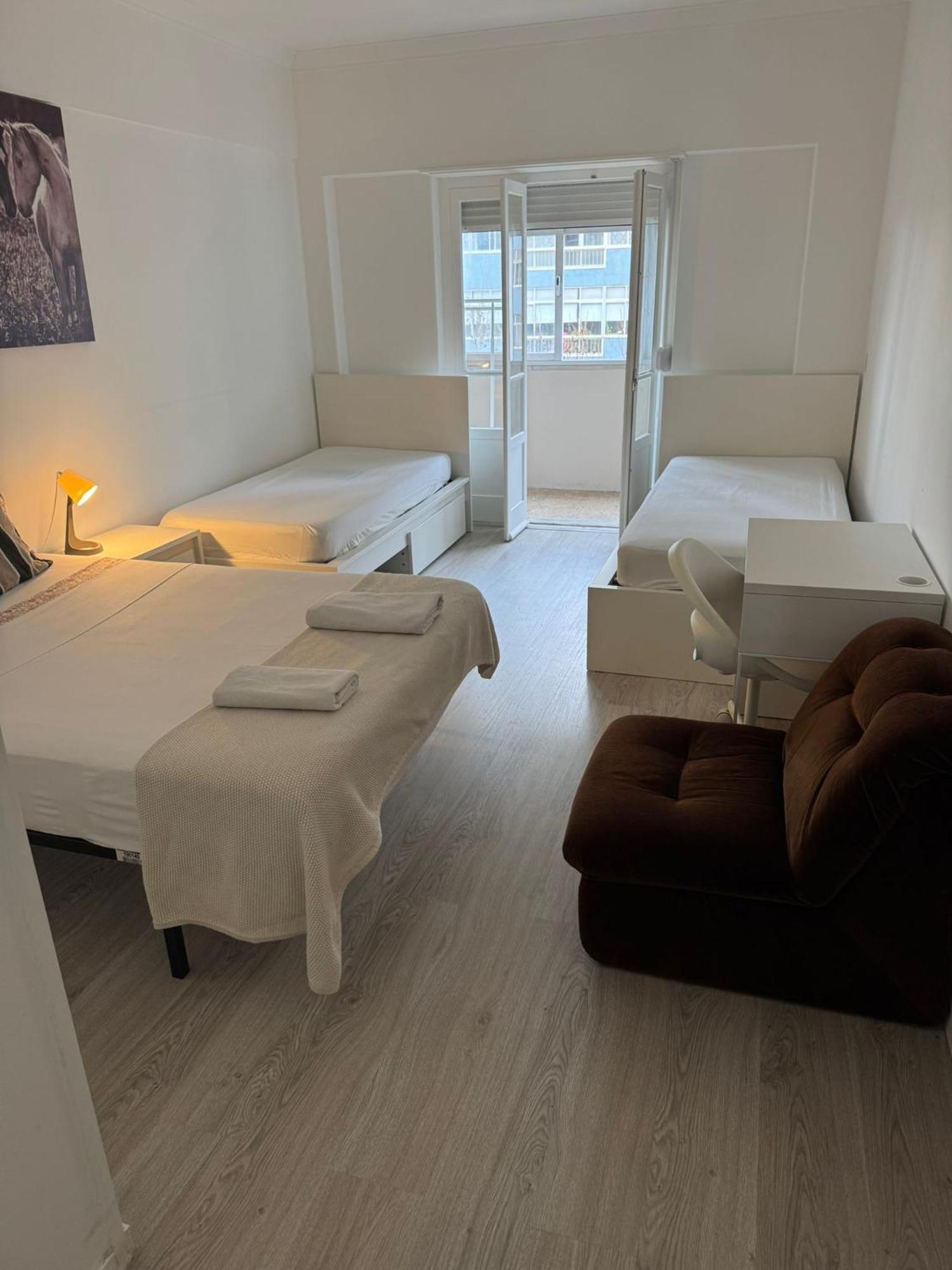 Room Alvalade Lisbon Luaran gambar