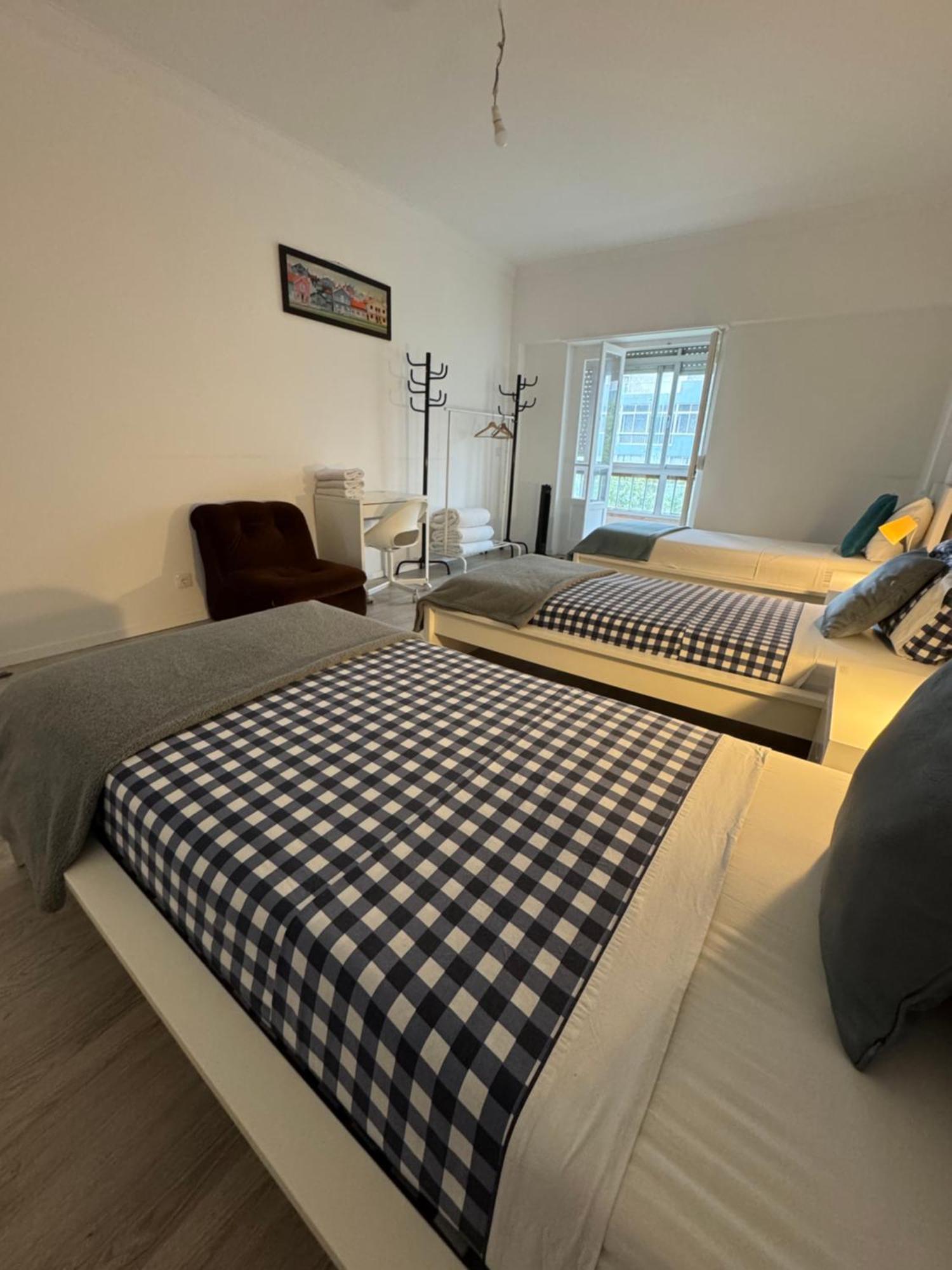 Room Alvalade Lisbon Luaran gambar